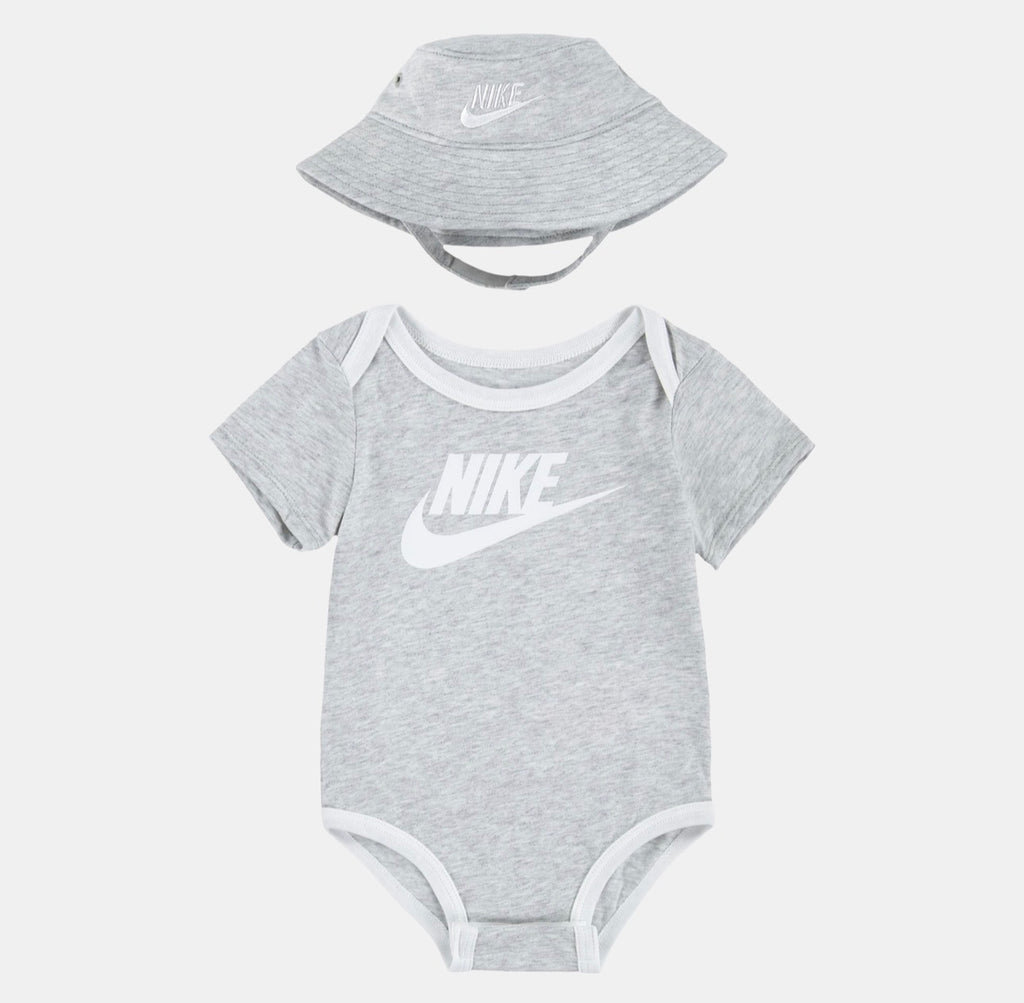 Nike - Ensemble 2 pièces - Bob + body gris