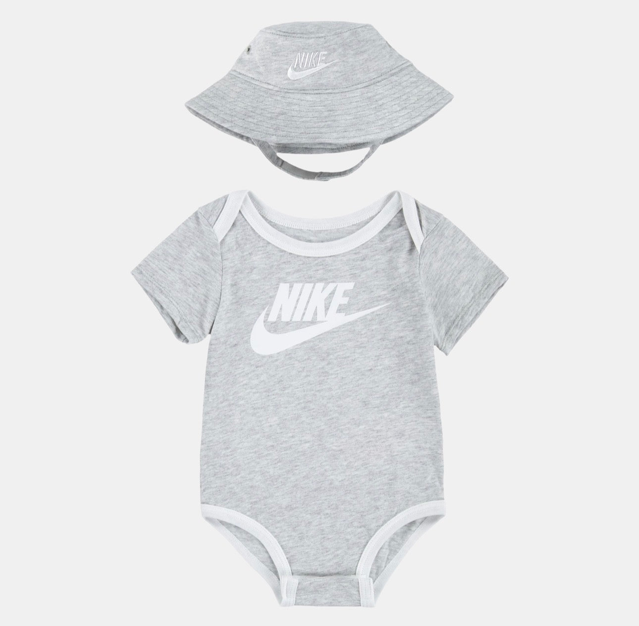 Nike - Ensemble 2 pièces - Bob + body gris